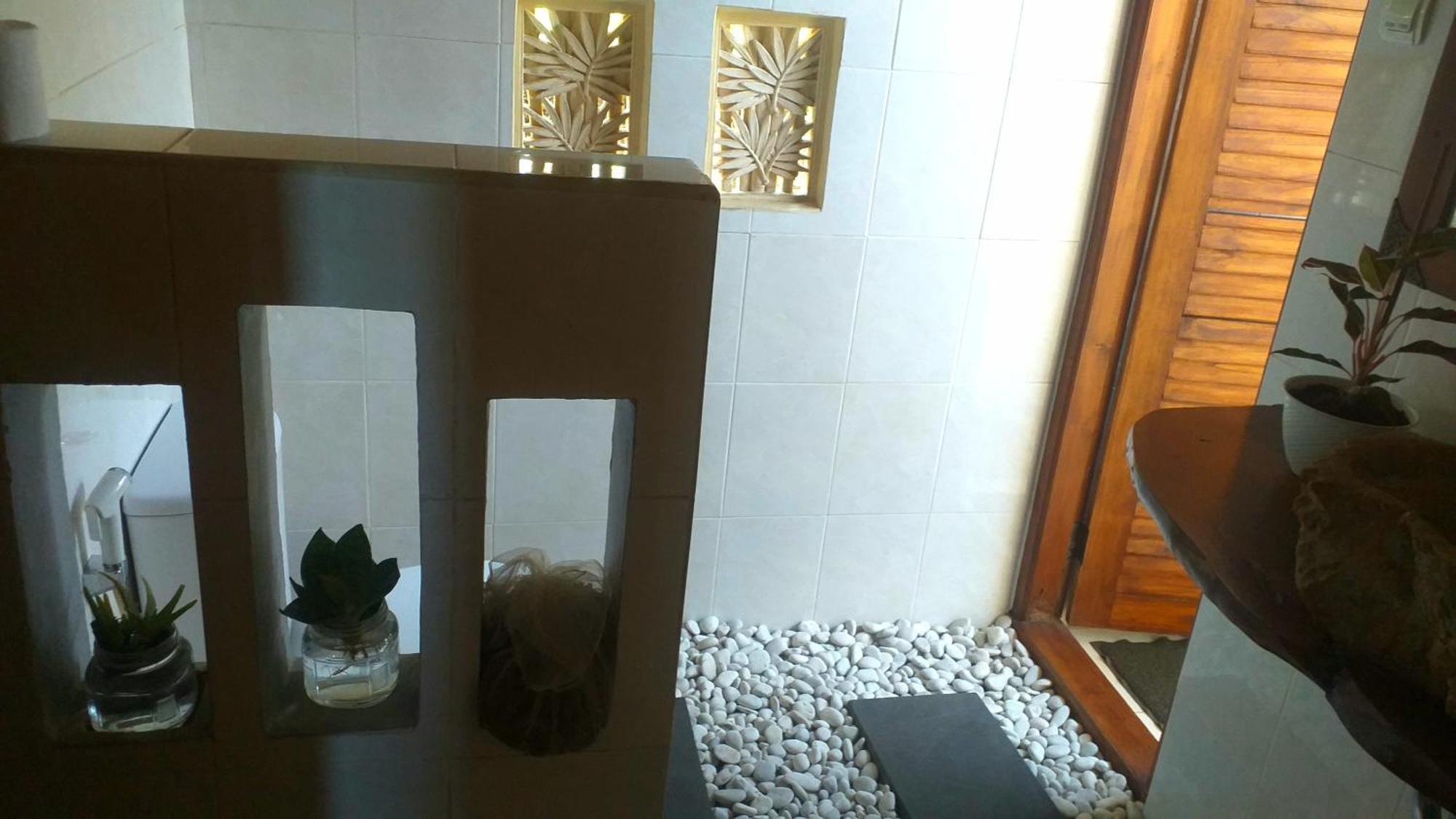 ホテル Lafyu Bali Singaraja エクステリア 写真