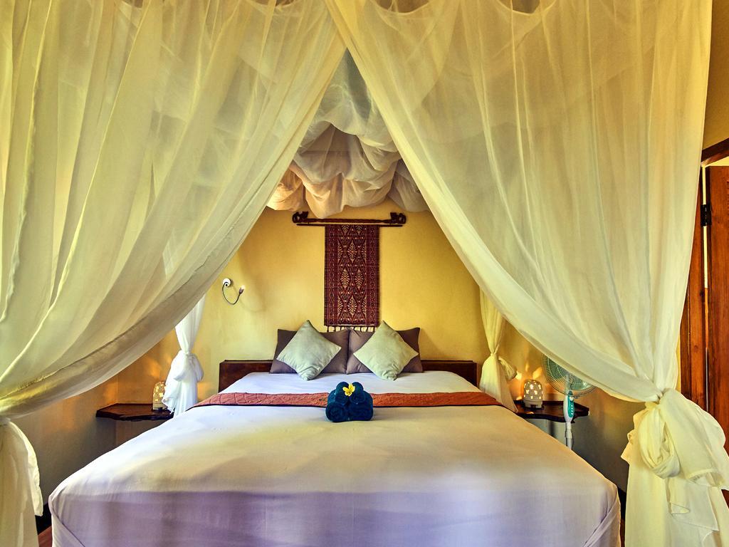 ホテル Lafyu Bali Singaraja エクステリア 写真
