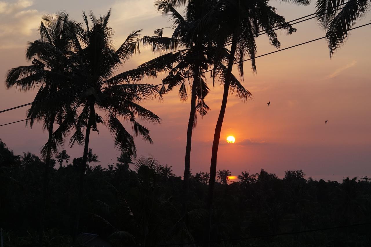 ホテル Lafyu Bali Singaraja エクステリア 写真